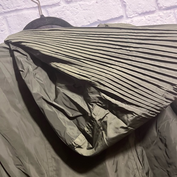 Centigrade Jacket Large - Picture 4 of 8